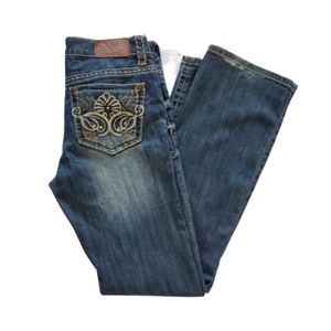 Adiktd Women's Jeans Medium Waist‎ Straight Leg.